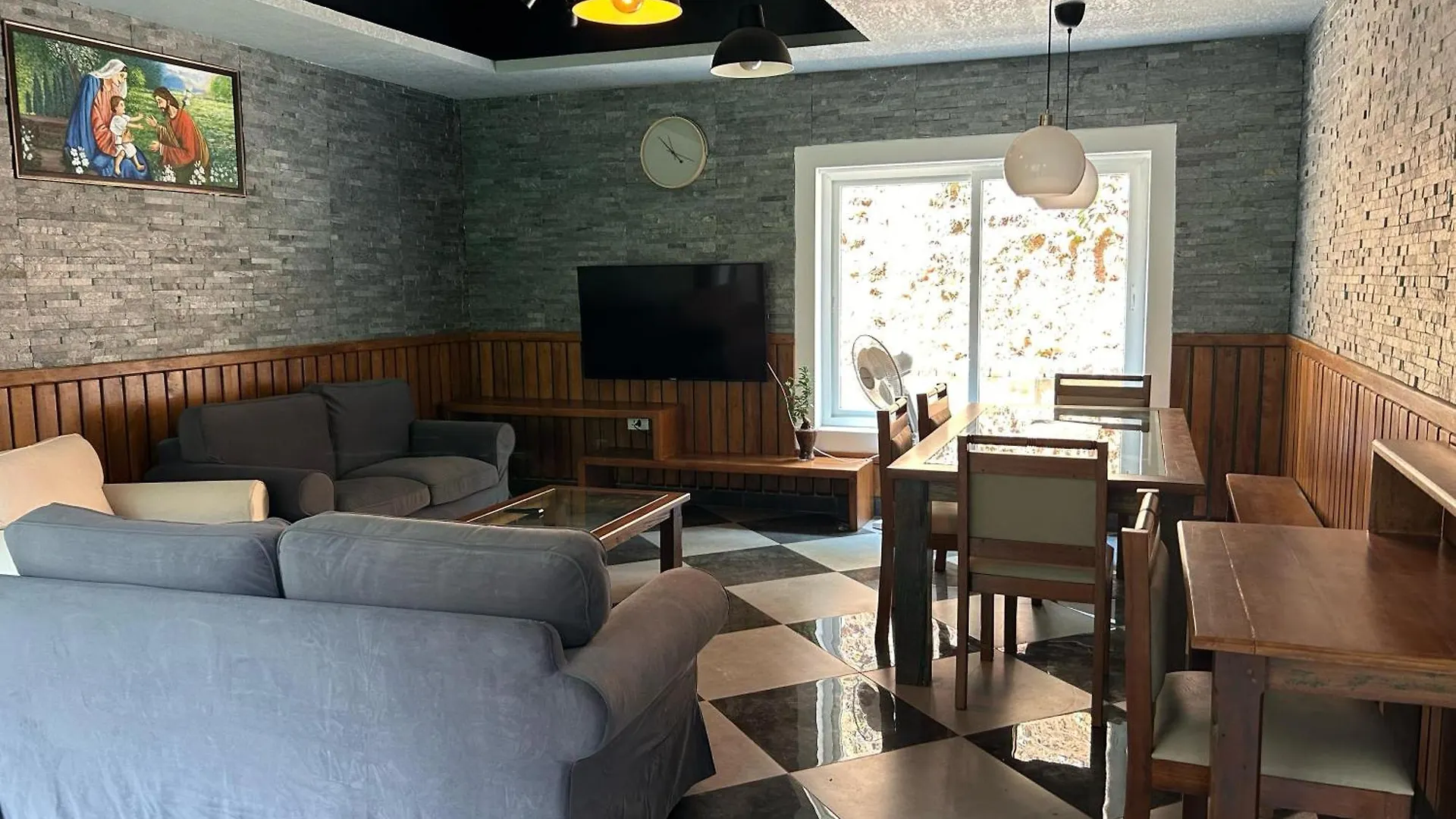 Kv By Halcyon Traveltech Apartment Anachal India