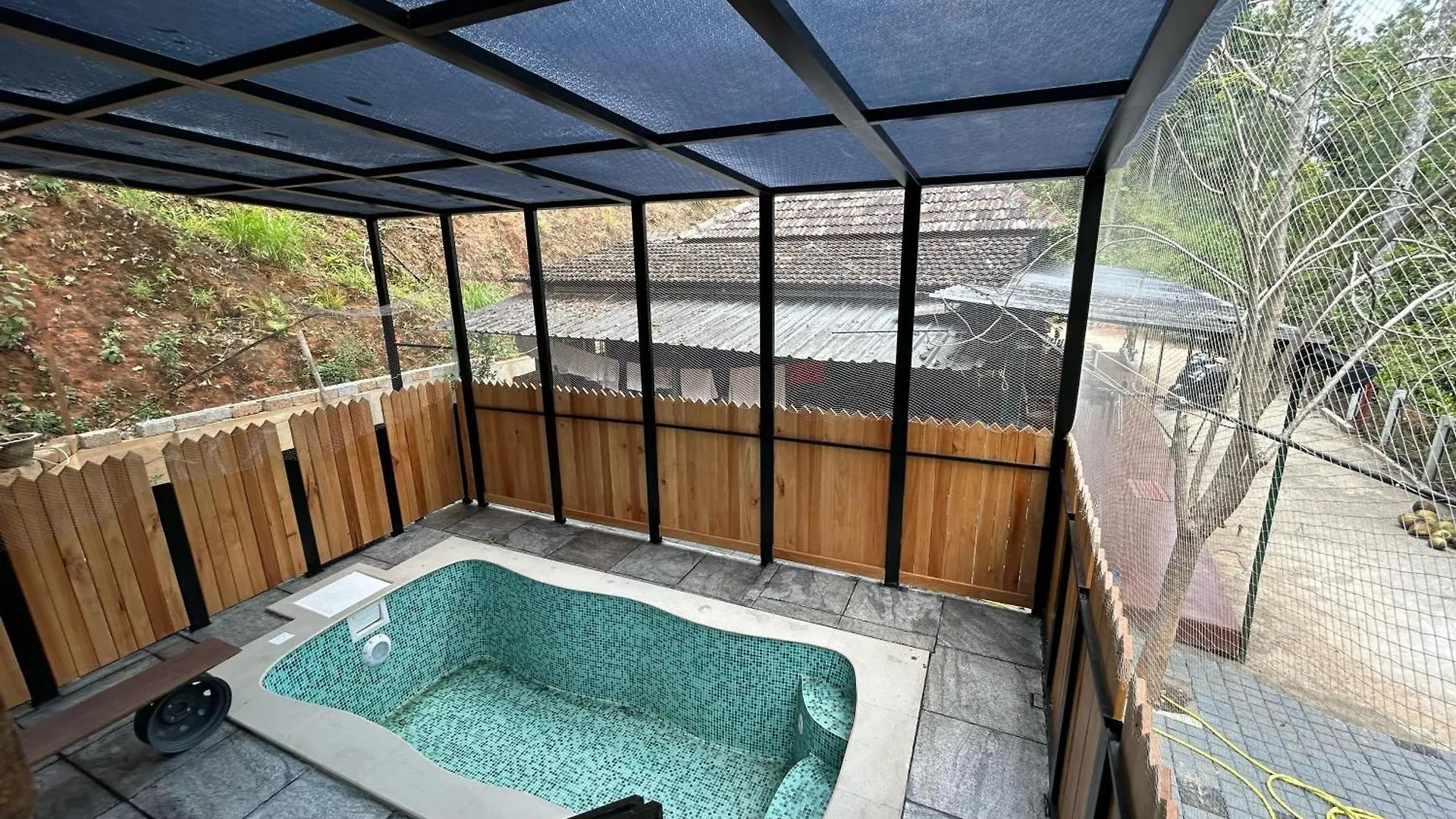 Kv By Halcyon Traveltech Apartment Anachal 0*,  India