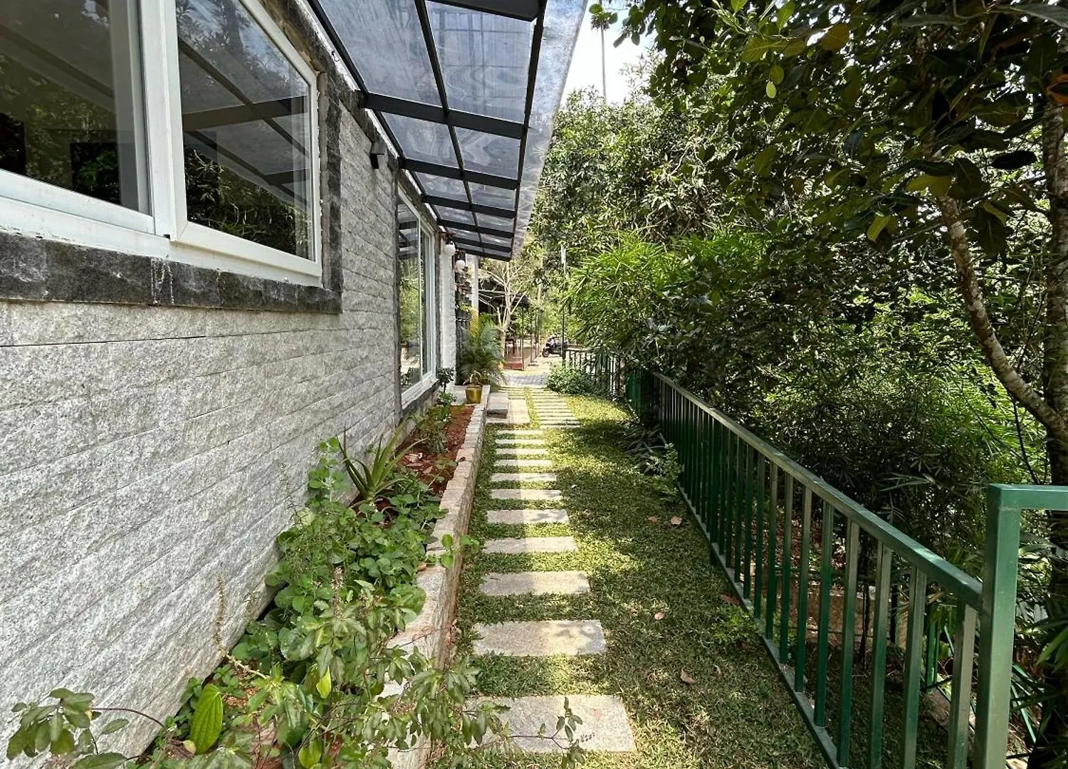 Kv By Halcyon Traveltech Apartment Anachal