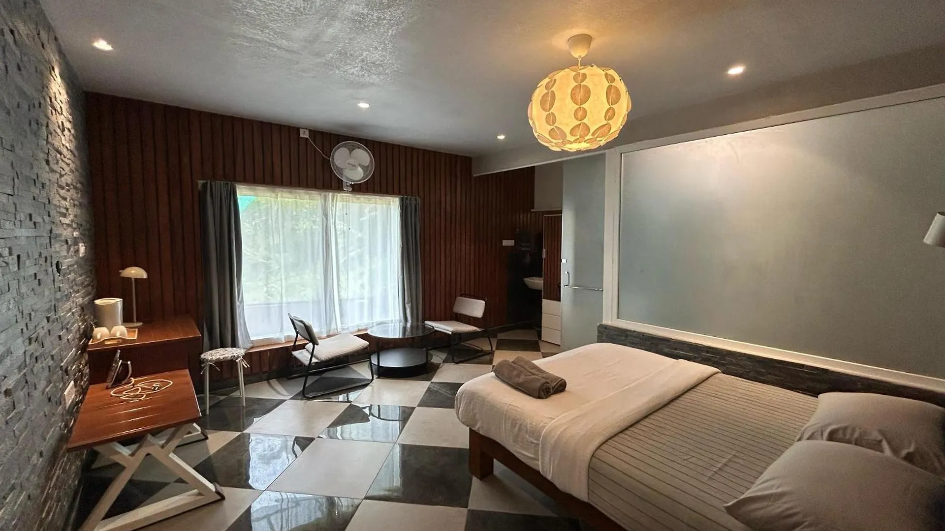 Homestay Kv By Halcyon Traveltech Apartment Anachal